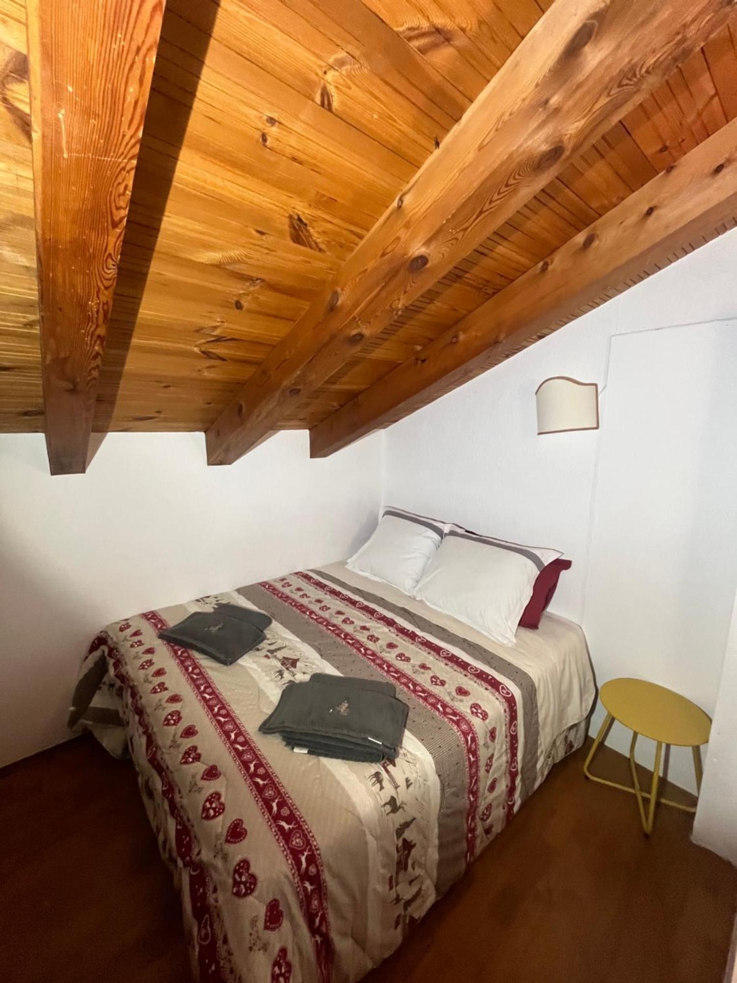 Chalet Blanc Le Duplex Courmayeur Exterior photo