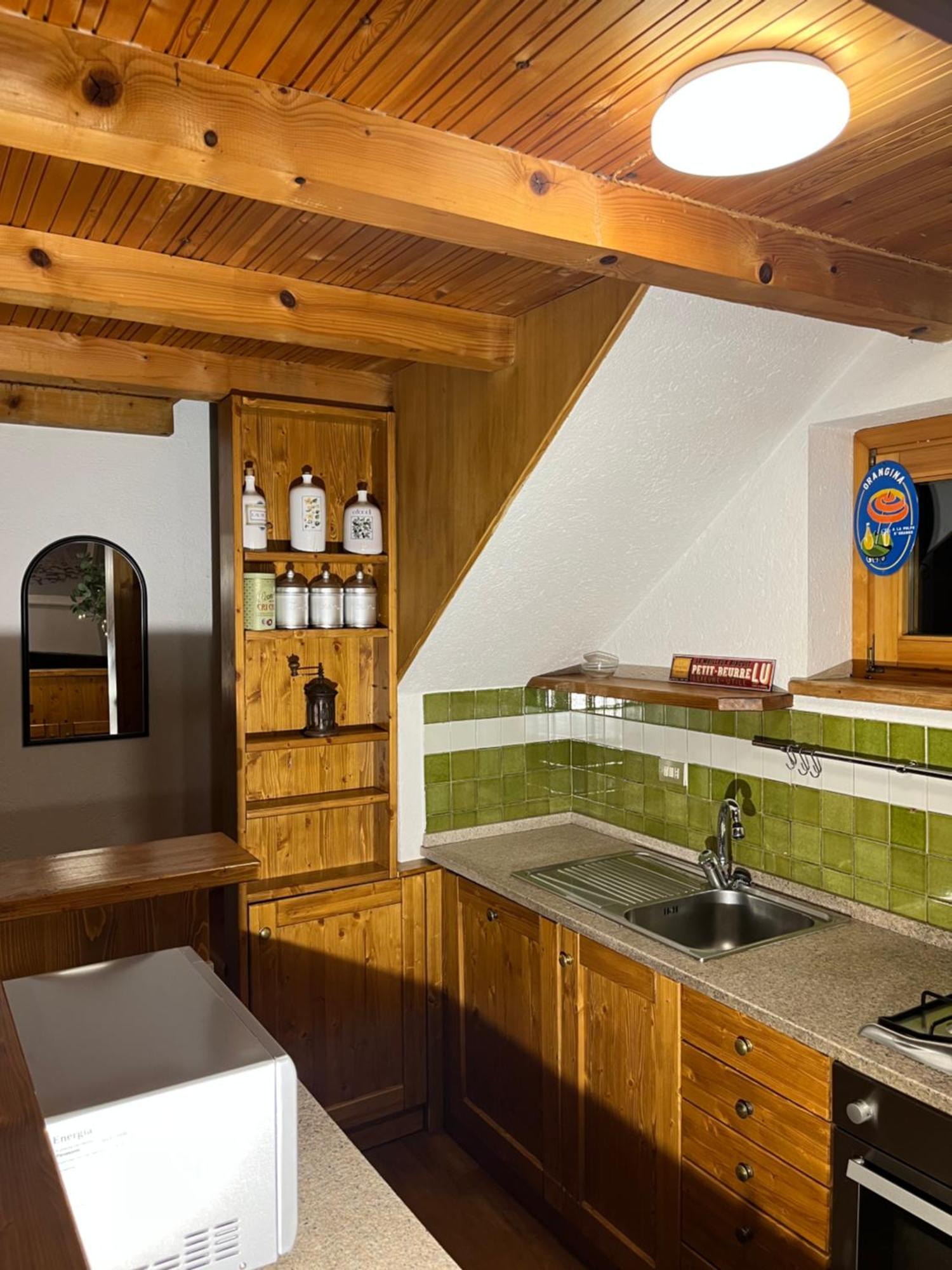 Chalet Blanc Le Duplex Courmayeur Exterior photo
